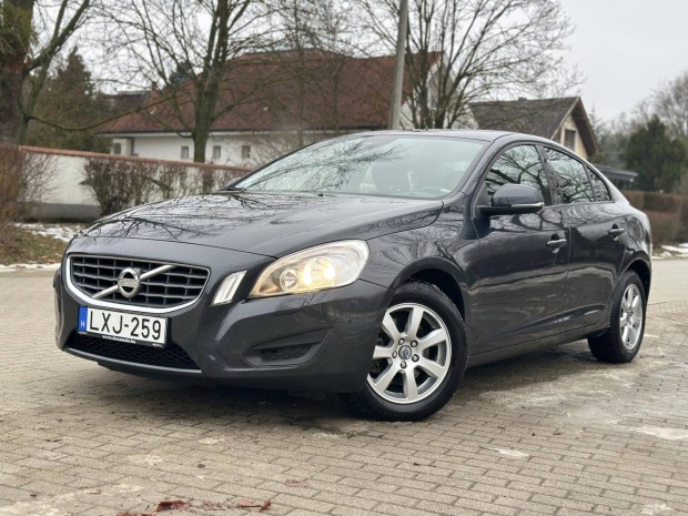 Volvo S60 1.6 [T3] Summum Magyarorsz�gi! GAR. K...